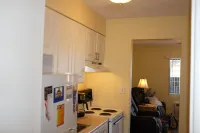 One block to Garden City Beach and Pier (with elevator, pool and hot tub - Wifi