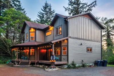 Mobley Myrtle Brook, secluded private retreat near beach. Pet friendly!