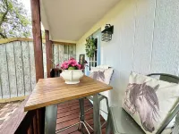 Couple's Cottage located on a private, serene equestrian farm!
