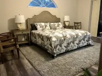 Retreat with Private Caged, Salt Water Pool, 4 Bd/3 Ba, Near Busch Gardens & USF Hotels near Airstream Ranch
