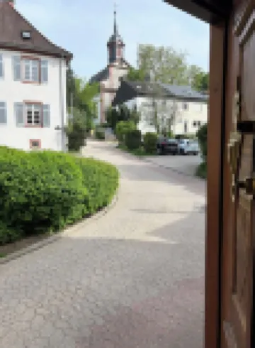 Gemütliches Scheunenfachwerkhaus 陶努斯山麓巴特索登酒店