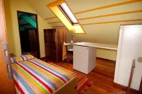 STUNNING LARGE APARTMENT WITH VIEW, GARDEN AND DIRECT ACCESS TO LAKE ORTA