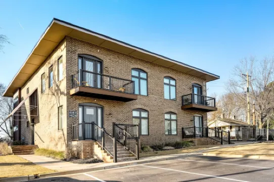 Spacious Loft Style Condo with King Beds! Must see