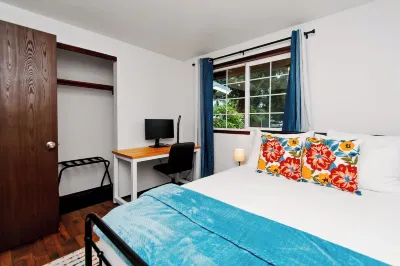 Coastal Hideaway - Near Olympic National Park, Pet Friendly, Hot Tub/AC/Arcade