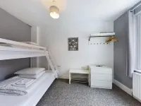 West Lodge, Filey. Sleeps 8. 5minutes to beach Hotels near Scarborough Christian Fellowship