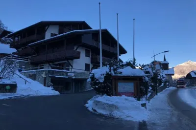 Mountain view studio at the foot of the slopes Hotel dekat Les Gorges de la Diosaz