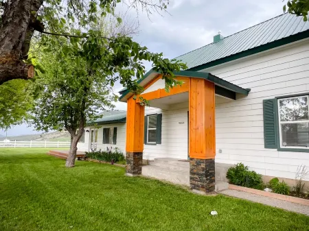 Townside@LavaHotSprings