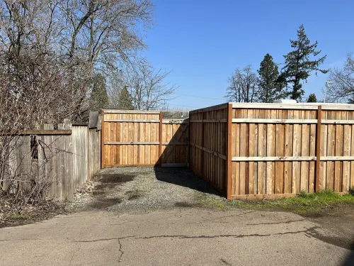 Modern Vintage Camper w/ Peaceful Private Yard