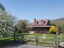 Countryside Cabin with Mountain Views near Surreybrooke Gardens
