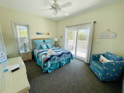 Sunshine State of Mind 4 bed/3.5 bath Private Pool Gated Community