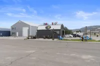 Sweet Suite Retreat,  Studio apartment in Cedar City