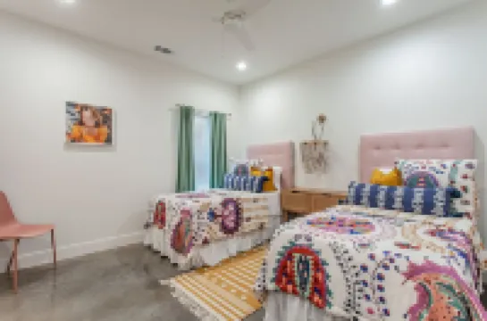 The Sterling House: Brand New Home Steps from Magnolia