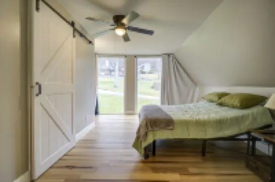 Lake House Living. Relax with the whole family at this peaceful place to stay.