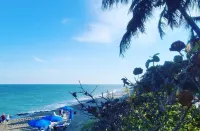 POSHPADZ -OceanView Villa-Resort Complex, Penthouse, Sleeps 4, Walk to Beach - de playa