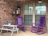 Peaceful 3BR/2BA Hidden Lake Home Near ACOM w/WiFi