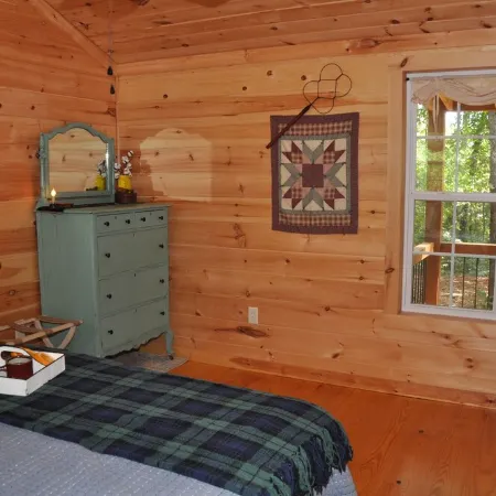 Luxury cabins in the foothills of the Blue Ridge Mountains