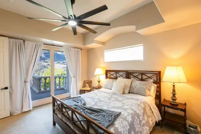 MEGA VILLA: Exquisite Backyard Oasis + Endless Fun! EV Charger ⭐️⭐️⭐️⭐️⭐️