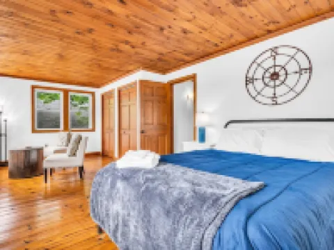 Lakefront-Swim-Kayak-FirePit-20min to Portland Hotels in Gray