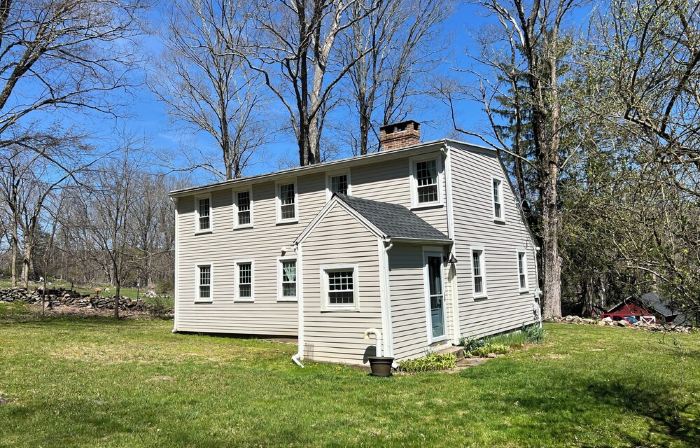 Charming, private 2-bedroom cottage on classic New England farm in Washington CT