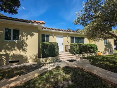 3/2 Heated Private Pool, 5 Min to Beach Hotels near Boynton Beach Inlet