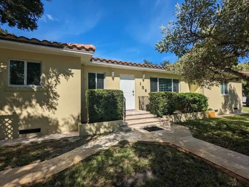 3/2 Heated Private Pool, 5 Min to Beach Hotel a Lantana