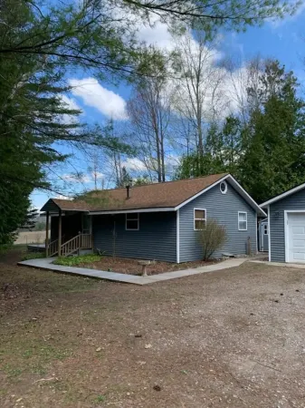 Beautiful 2BR+Loft Cottage with amazing views!