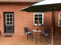 70sqm holiday home in Cappel, on an idyllic courtyard, for up to 5 people Hotels in Wurster Nordseekuste