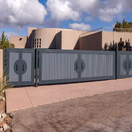 NEW ON VRBO!  El Camino  Stunning home Dale Ball trails Santa Fe Ski Area Forest