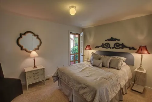 Suttons Bay Village View Apartment