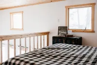 Lakefront Tiny Cabin on Crosslake w/ Brand New Barrel Sauna