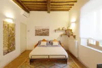 Siena UP Town: Sabrina's Lovely apartment Hotels in San Prospero