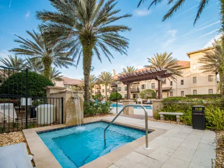 Porta del Sole Beautiful Resort Style Studio1King/1Sofabed  Laterra St Augustine Отели рядом с достопримечательностью «World Golf Village»