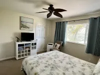 New Central AC! Oceanfront Steps from the Beach, with Pool, Jacuzzi, & BBQ.
