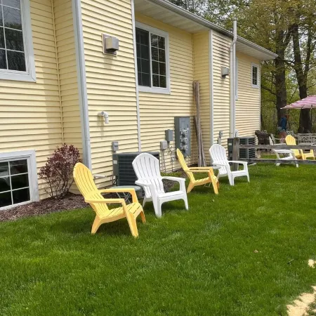 3 bed/3.5 bath Fish Creek condo that sleeps 10; walking distance to beach/parks