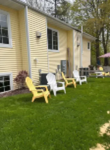 3 bed/3.5 bath Fish Creek condo that sleeps 10; walking distance to beach/parks