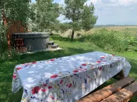 Custom Log Cabin with Teton Views and Hot tub near National Parks