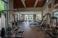 Cozy ski-in/ski-out condo on Mount Snow w/fireplace - 피트니스 시설