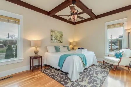 Craftsman House-Near Downtown & Dog Friendly