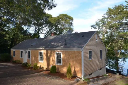 ⭐️ STUNNING WATERFRONT ⭐️Pet Friendly 3BDRM/2BTH*FIREPIT*KAYAKS*GAS FIREPLACE*