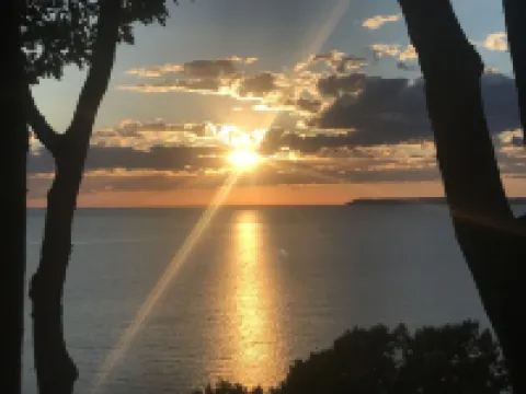 Stunning Views! 2 King Bdrms w Private Bathrooms. Walk to Lake Michigan Beach!