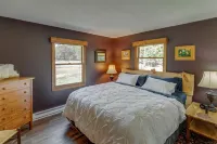 Secluded cabin on Pine River