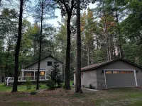 Secord Lake Private Wooded Luxury Retreat Hotels in Gladwin County