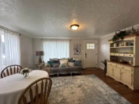 Cozy home with close access to Provo Canyon and main highways.