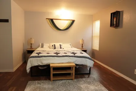 Charming 3-bedroom farmhouse in rural Prosser