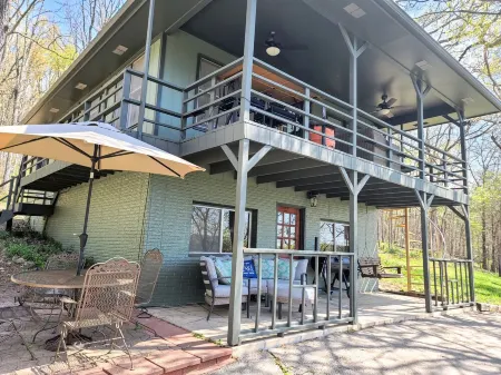 The Retreat at Shiloh, Private Lakefront Property