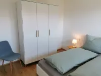 Beautiful apartment with balcony just a few minutes' walk from the lake - ห้องครัว
