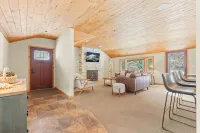 Riverfront luxury on White Pass with hot tub, firepit, and game room