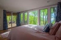 Little Bear: 4br/ 4ba, mountain & valley view. Pet friendly!