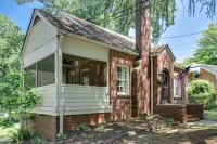 The City Charmer- Mordecai- 5 min to DWTN/ Pets 롤리 컨벤션 센터 주변 호텔