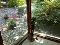 Harmony Lodge nestled in wooded tranquility!